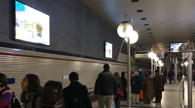 İzmir Metro İstasyonu İç Mekan Led Ekran Projesi