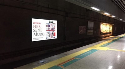 Verkehrsministerium Marmaray Röhrentunnel LED-Display 2 Üsküdar / Istanbul
