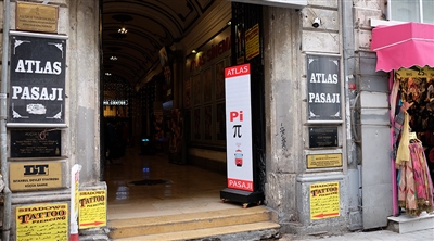 Beyoğlu İstiklal Atlas Pasajı Led Ekran Projesi